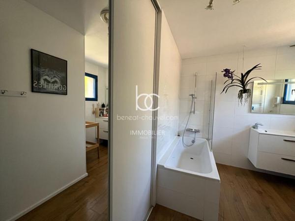 SARZEAU Maison 6 pièces 143 m²