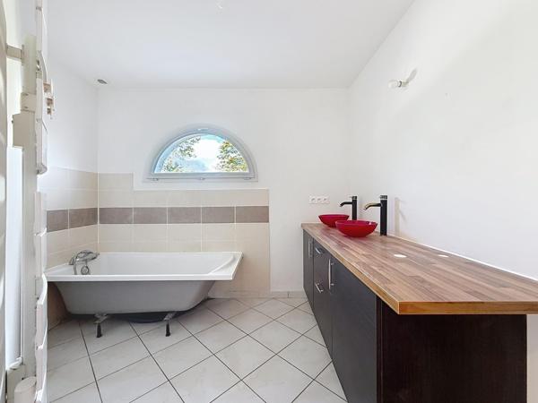 Maison composée de 2 logements