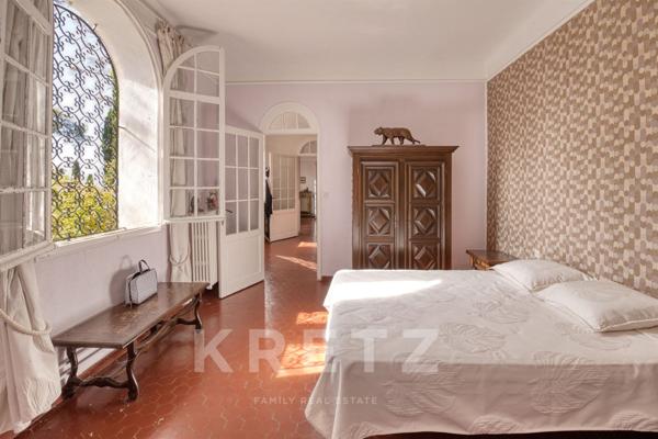 Propriété à rénover Vue Dégagée Mer - Piscine - Tennis