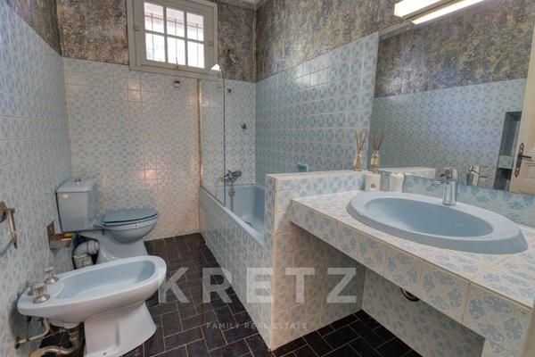 Propriété à rénover Vue Dégagée Mer - Piscine - Tennis