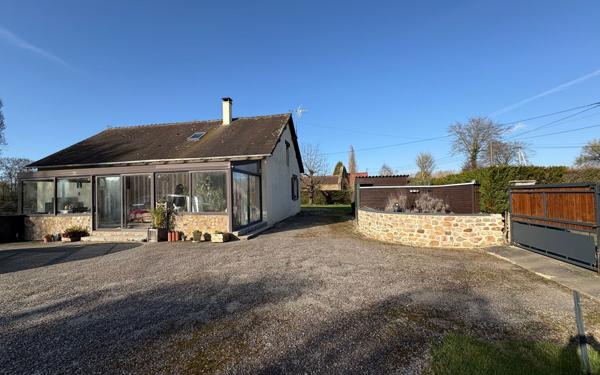 Maison à vendre    5 pièces •  Sées