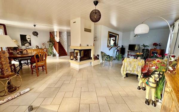 Maison à vendre    5 pièces •  Sées