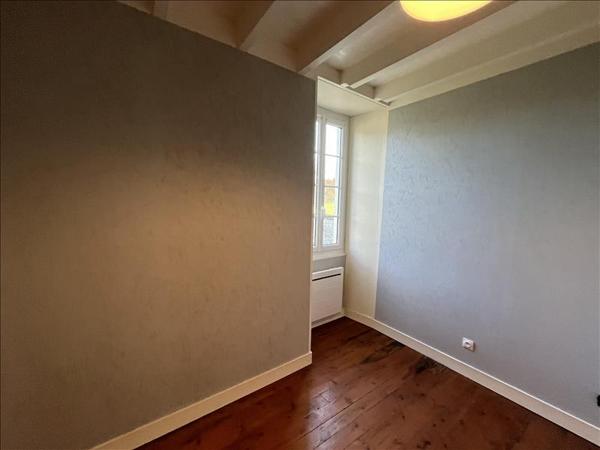 Maison à louer |  ROULLET ST ESTEPHE |  3 pièces | 86 m²