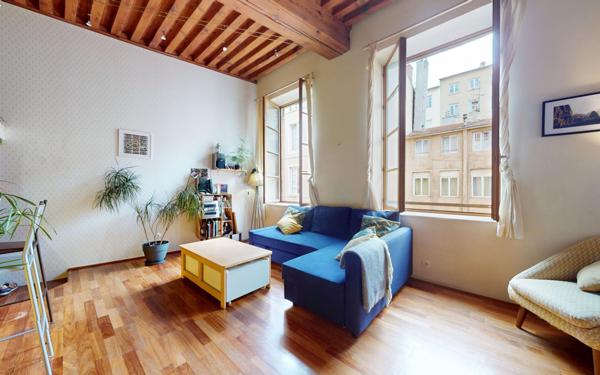 Appartement à vendre    2 pièces • 57,07 m2 Lyon 1