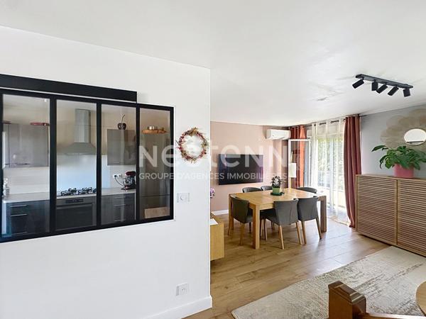 Appartement en duplex 4 pièces 3 chambres avec place de parking - 69500 BRON