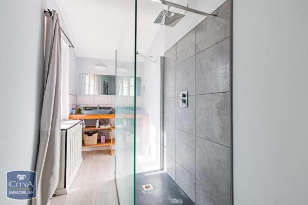 Vente maison 9 pièces de 340m²