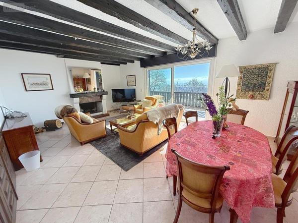 Maison à vendre à Gex dans l'Ain (01170), ref : 01047-650