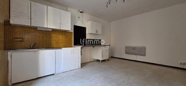 Ensemble immobilier à fort potentiel + dépendances + local commercial