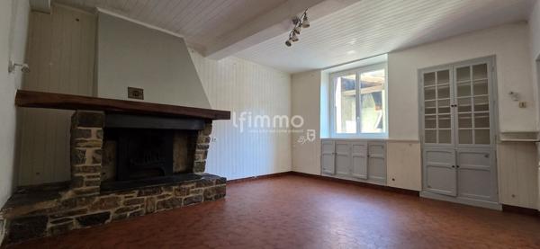 Ensemble immobilier à fort potentiel + dépendances + local commercial