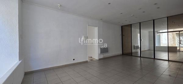 Ensemble immobilier à fort potentiel + dépendances + local commercial