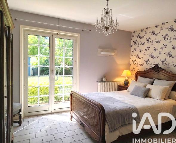 Maison à vendre 5 pièces 158 m² Léognan