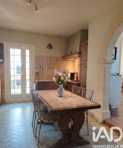 Maison à vendre 5 pièces 158 m² Léognan