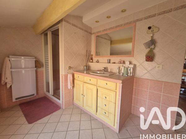 Immeuble à vendre 350 m² Beaucaire