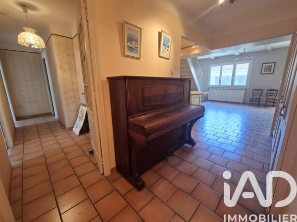 Immeuble à vendre 350 m² Beaucaire