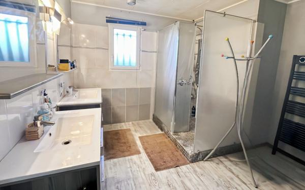 Maison à vendre    4 pièces •  La Ville-Dieu-du-Temple