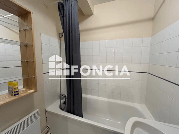 Location Studio 33.64 m² - 37 RUE DE MOURMANT / 76 RUE DE FLANDRE Lille 59000