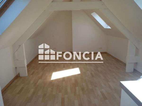 Location Studio 15.31 m² - 18 RUE LANVEUR Lorient 56100