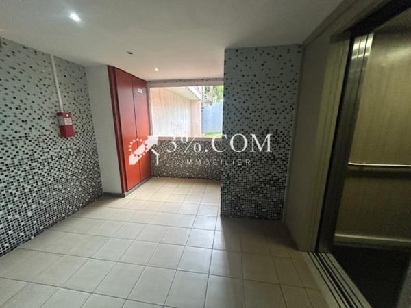Appartement 4 pièce(s) 2 chambre(s) 82.61 m²
