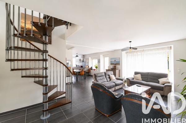 Maison à vendre 7 pièces 178 m² Teloché