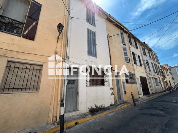Location Appartement 2 pièces 30 m² - 46 RUE PUITS MADAME Marignane 13700