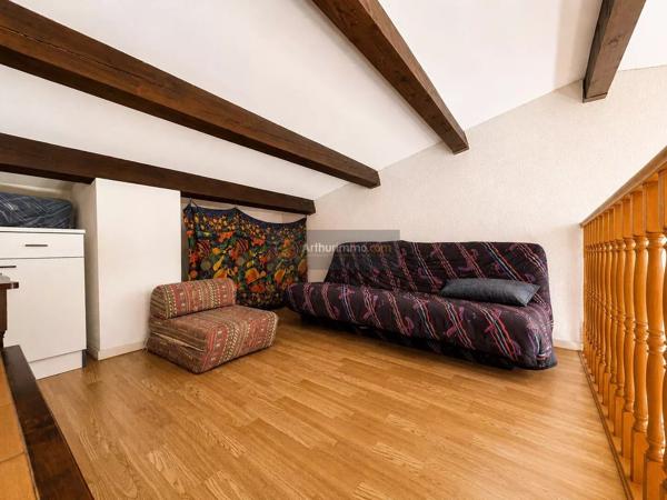 Vente                                                      Appartement
                        
                     3 pièces                      40 m2                     à Saint-Aygulf