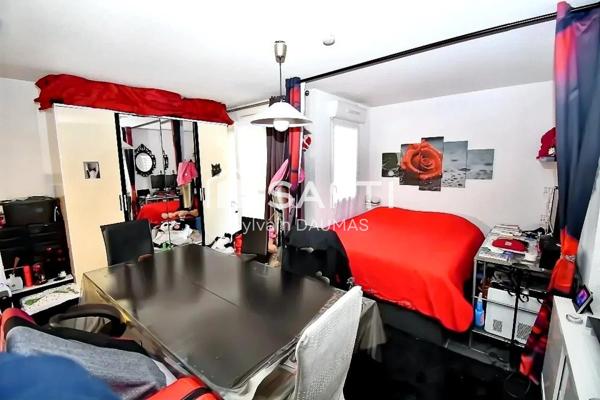 Toulon Ouest – Spacieux T1 avec coin nuit, balcon et parking