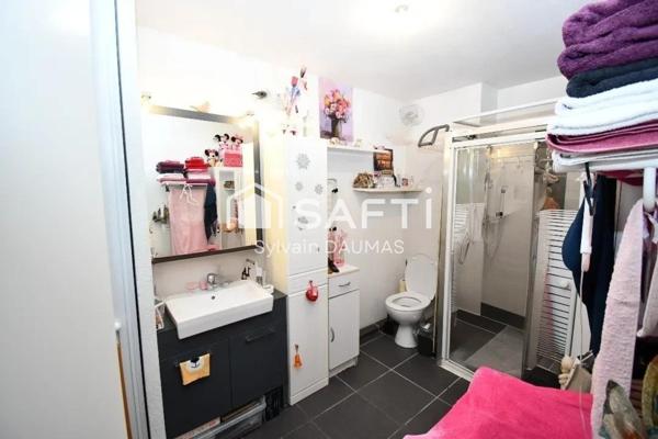 Toulon Ouest – Spacieux T1 avec coin nuit, balcon et parking