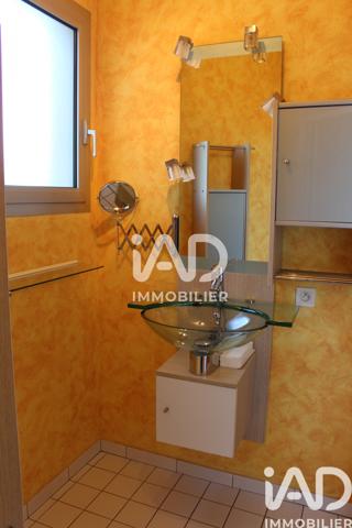 Maison à vendre 8 pièces 225 m² L'Huisserie