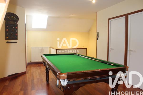 Maison à vendre 8 pièces 225 m² L'Huisserie