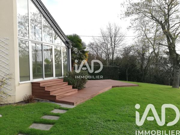 Maison à vendre 8 pièces 225 m² L'Huisserie