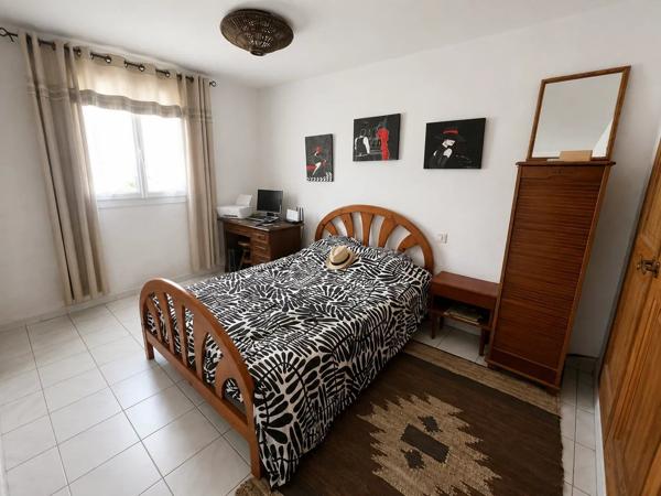 Vente                                                      Villa
                        
                     4 pièces                      123 m2                     à Le Cannet-des-Maures