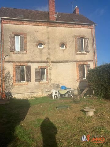 Immeuble à vendre, 119 m² - Lignières en Berry 18160