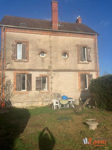 Immeuble à vendre, 119 m² - Lignières en Berry 18160