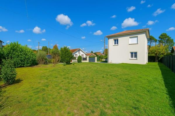 St Paul en Born - Maison récente T5 - 108m²