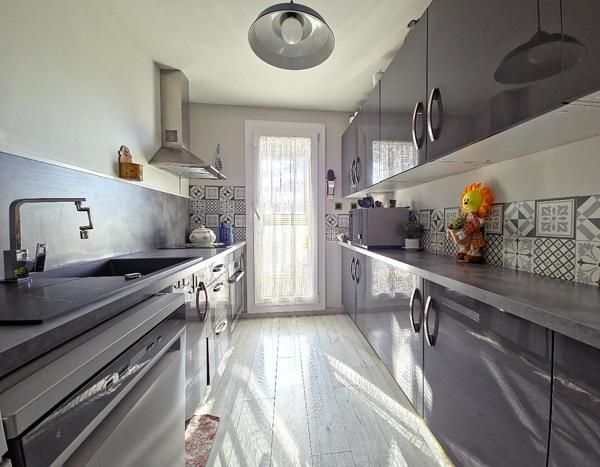 Appartement à MARSEILLE 12EME ARRONDISSEMENT (13012)