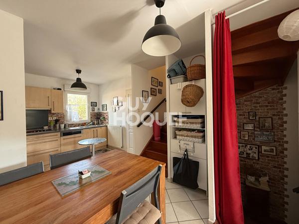 Maison mitoyenne récente avec jardin à GIVORS centre