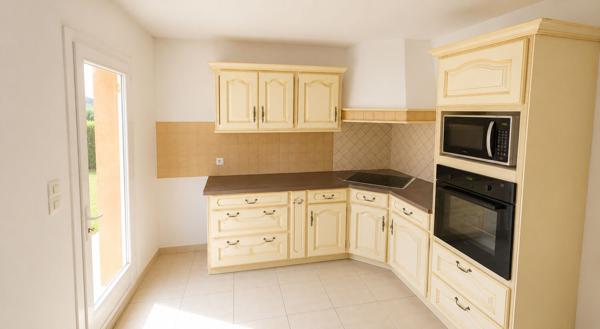 Maison 3 chambres avec grand jardin et terrasse à vendre à Cours-de-Pile