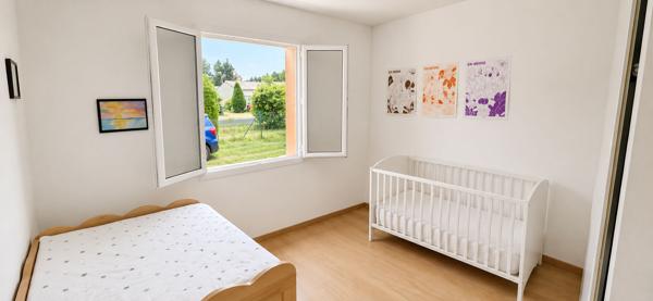 Maison 3 chambres avec grand jardin et terrasse à vendre à Cours-de-Pile