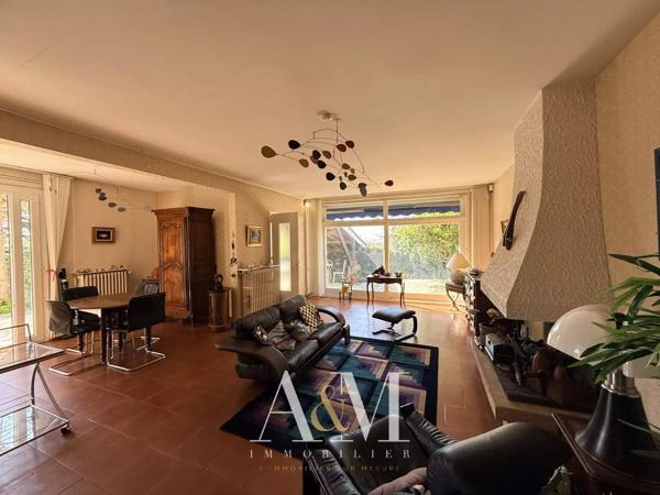 Villa T6 145 m² + garage + parking + jardin et vue mer