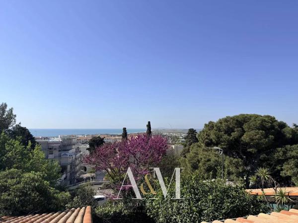 Villa T6 145 m² + garage + parking + jardin et vue mer