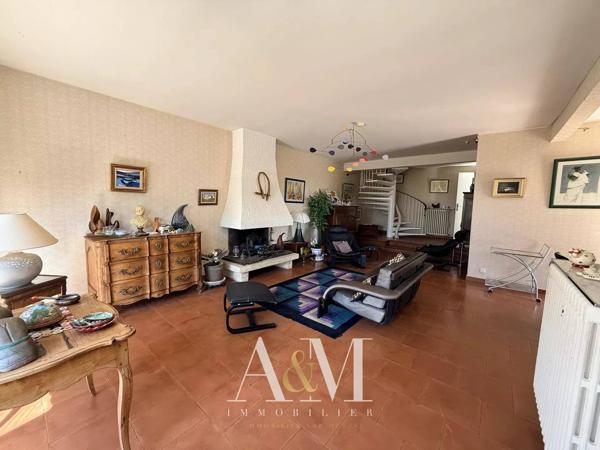Villa T6 145 m² + garage + parking + jardin et vue mer