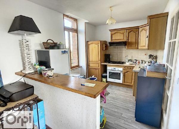 Appartement à louer    3 pièces • 62,47 m2 Huriel