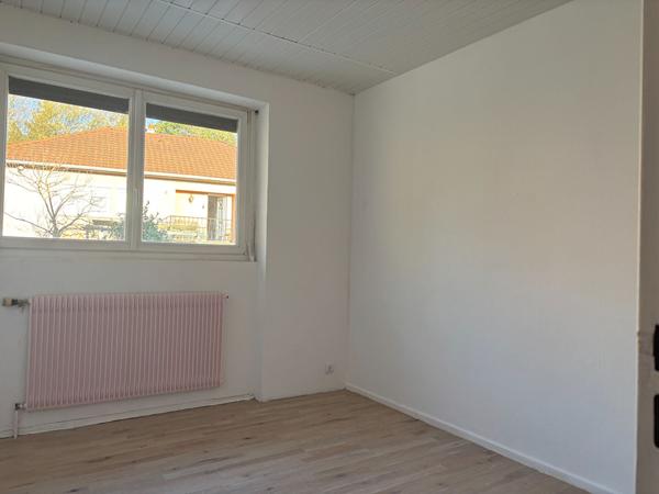 MAISON RENOVEE 5 PIECES AVEC 753 M² TERRAIN COUTHENANS