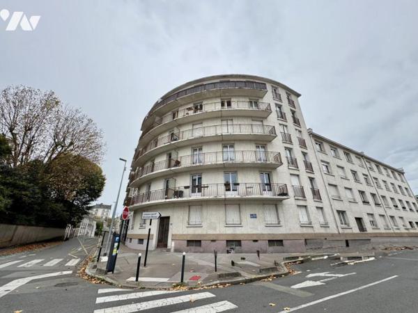 Secteur Canclaux : T2 lumineux de 45,69 m² avec balcon, cave et parking