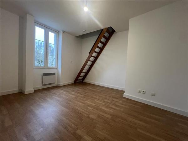 Maison à louer |  LIGNIERES |  2 pièces | 45 m²