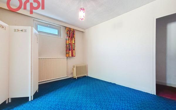 Maison à vendre    4 pièces •  Saint-Yorre