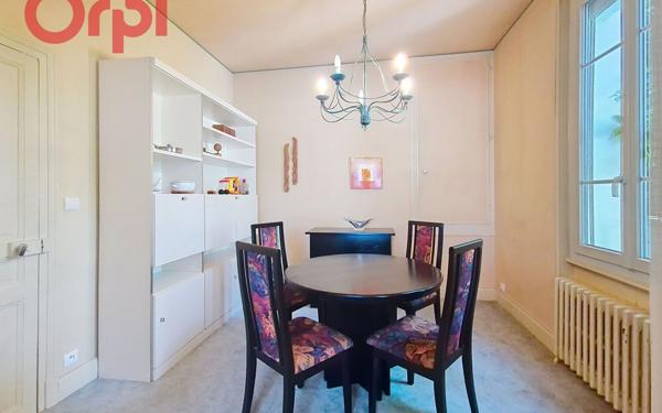 Maison à vendre    4 pièces •  Saint-Yorre