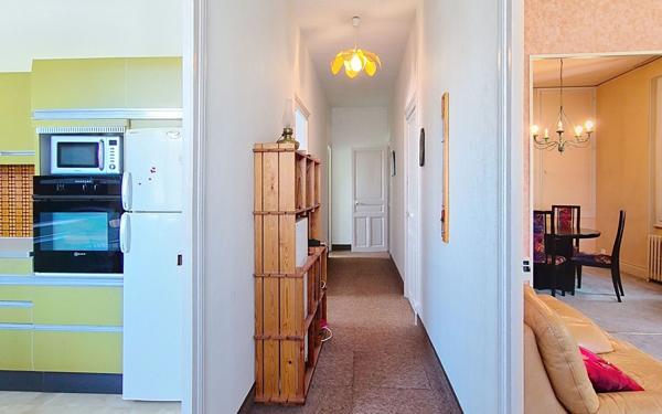 Maison à vendre    4 pièces •  Saint-Yorre