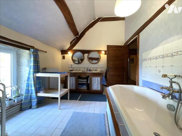 Maison - 273 m² - ST LAURENT NOUAN