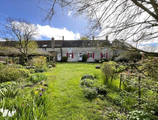 Maison - 273 m² - ST LAURENT NOUAN